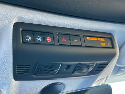 Used 2025 Chevrolet Corvette Stingray Premium Cpe w/ 3LT image 29