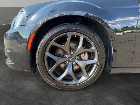 Used 2023 Chrysler 300 S RWD image 4