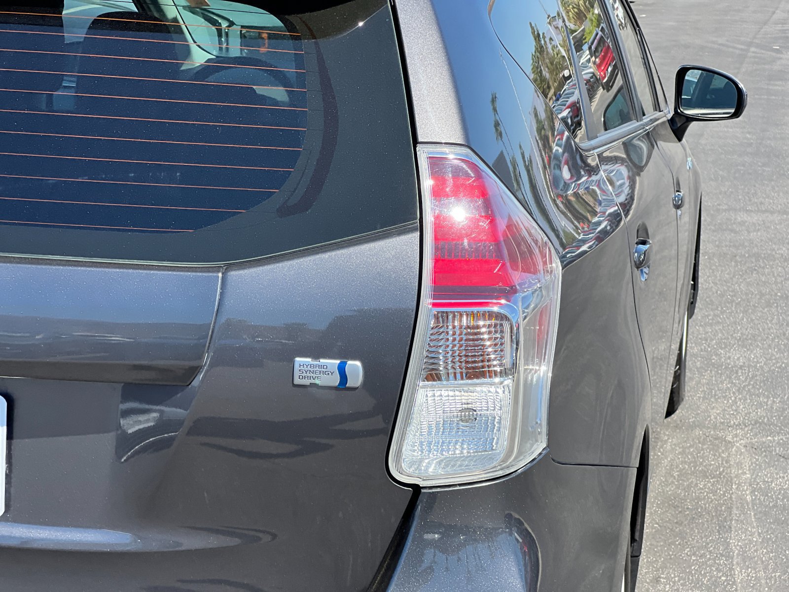 Used 2015 Toyota Prius V Three FWD image 26