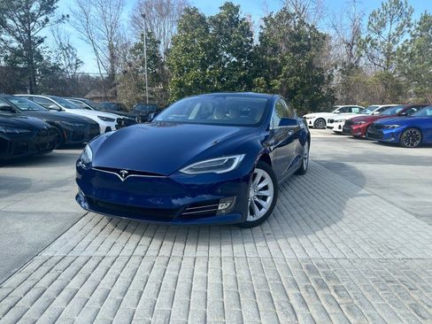 Used 2018 Tesla Model S AWD image 1