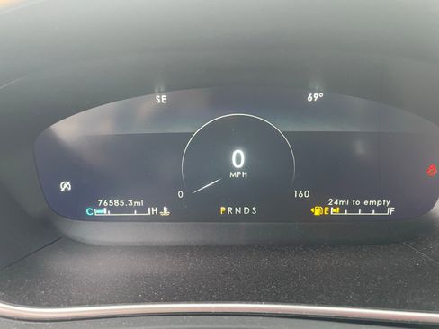 Used 2019 Lincoln Nautilus Reserve image 12