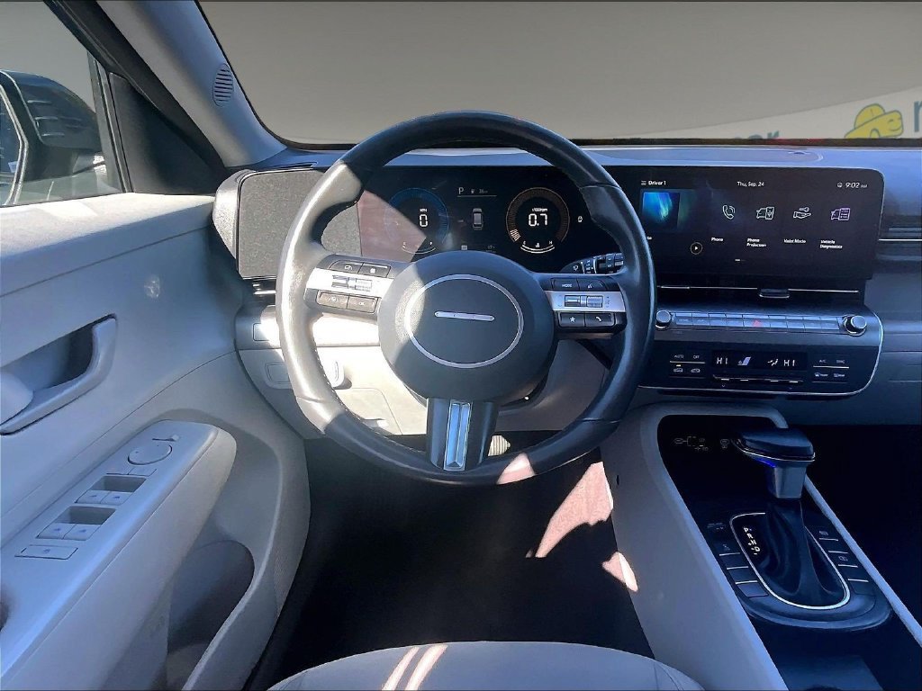 Used 2024 Hyundai Kona SEL AWD/4WD image 17