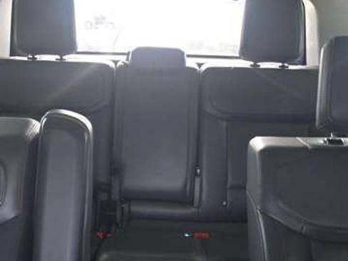 Used 2025 Ford Expedition Active RWD image 9