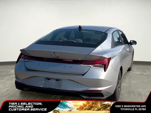 Used 2021 Hyundai Elantra SEL w/ Convenience Package FWD image 6