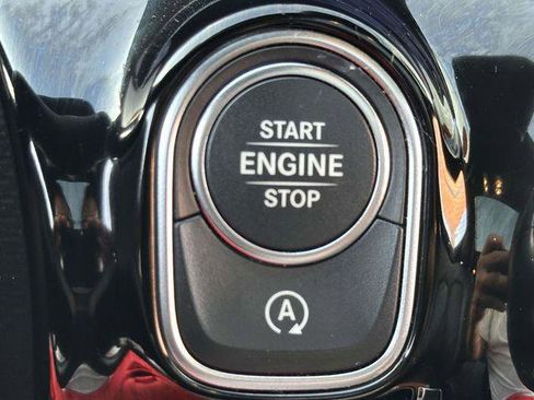 Used 2025 Mercedes-Benz CLA 250 4MATIC image 30