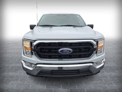 Used 2022 Ford F150 XLT image 2