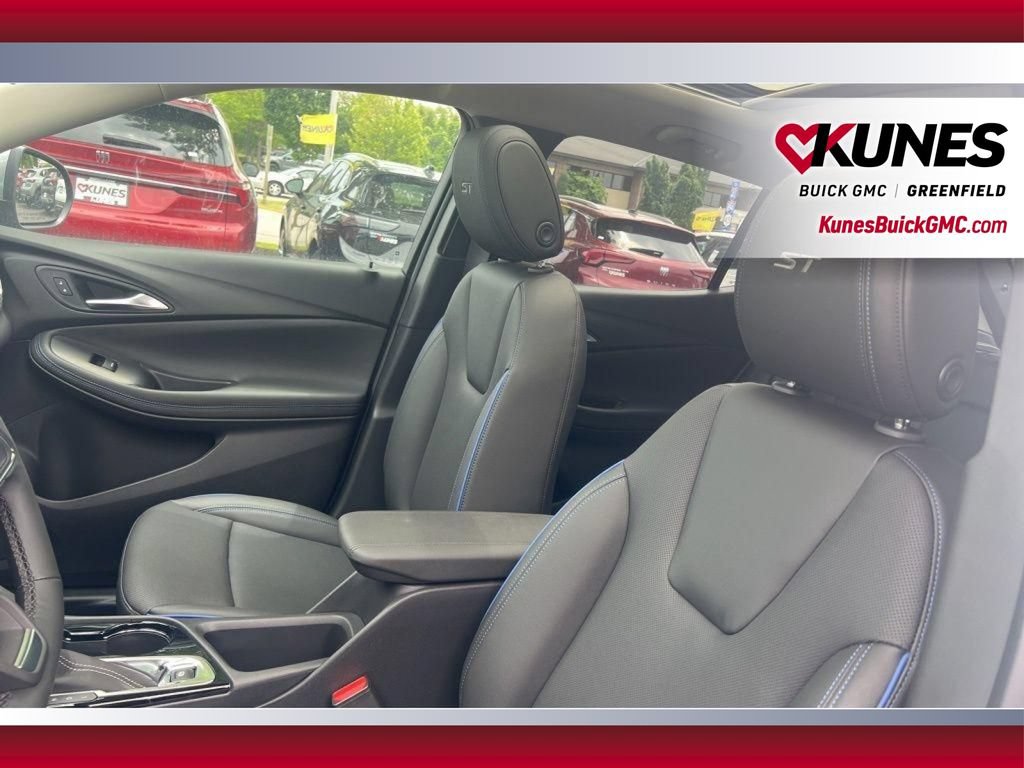 New 2026 Buick Encore GX Sport Touring w/ Comfort Package AWD/4WD image 23