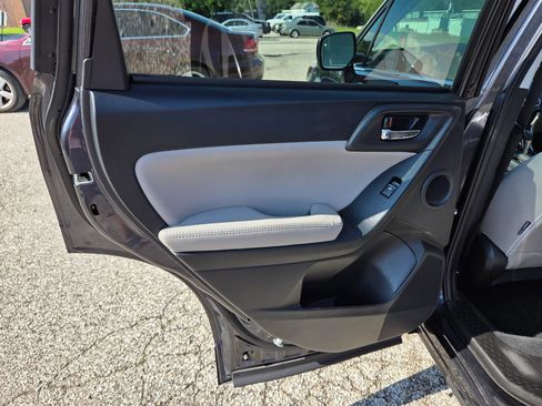 Used 2018 Subaru Forester 2.5i Limited w/ Popular Package #2 AWD/4WD image 20