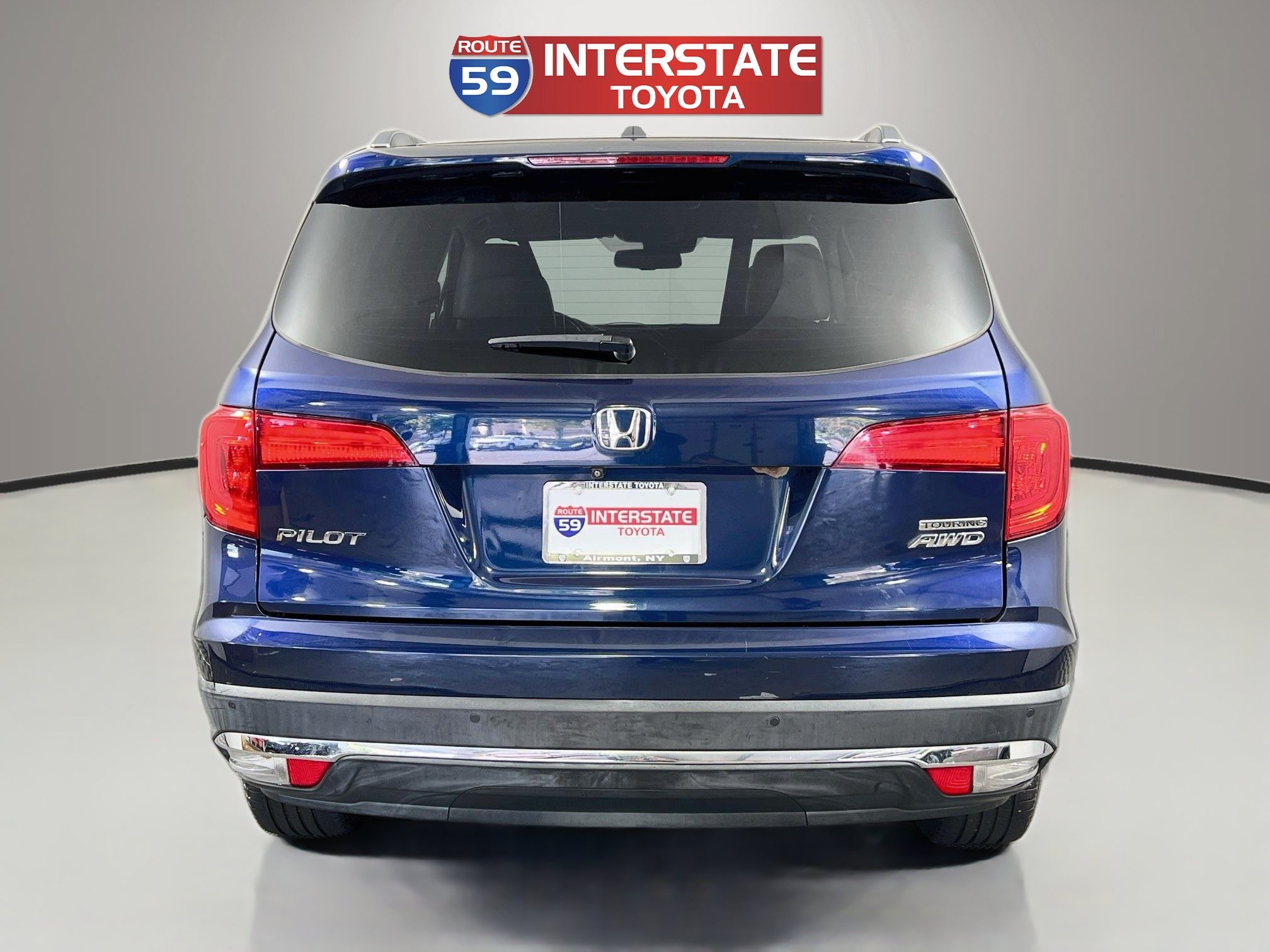 Used 2016 Honda Pilot Touring image 6
