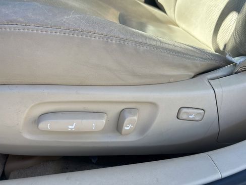 Used 2011 Lexus ES 350 image 15