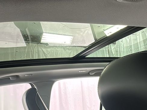 Used 2022 Jeep Grand Cherokee Limited 4xe image 37