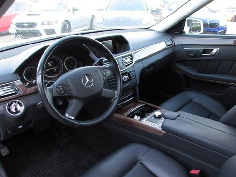 Used 2013 Mercedes-Benz E 350 4MATIC Wagon image 12