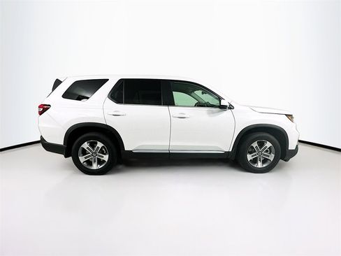 New 2025 Honda Pilot EX-L image 7