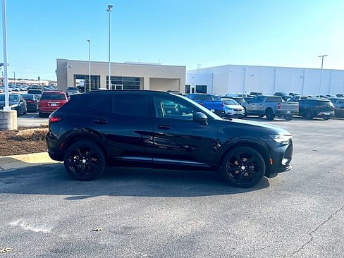 Used 2021 Buick Envision Essence w/ Sport Touring Package image 5