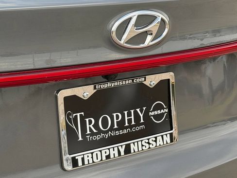 Used 2021 Hyundai Santa Fe Calligraphy w/ Cargo Package FWD image 7