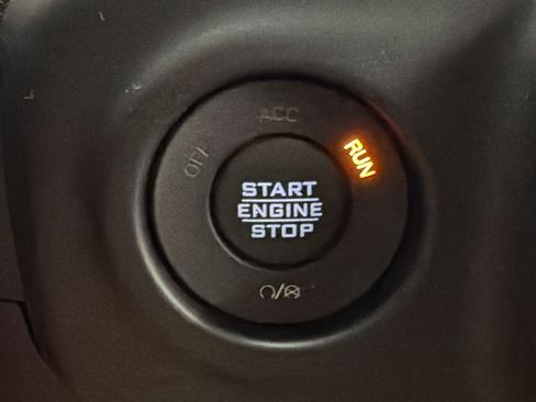 Used 2021 Jeep Wrangler Unlimited Rubicon AWD/4WD image 16
