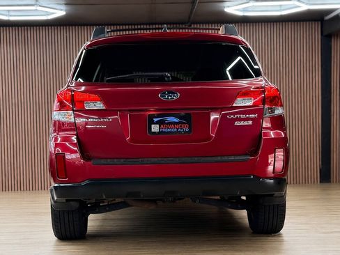 Used 2013 Subaru Outback 2.5i Limited AWD/4WD image 15