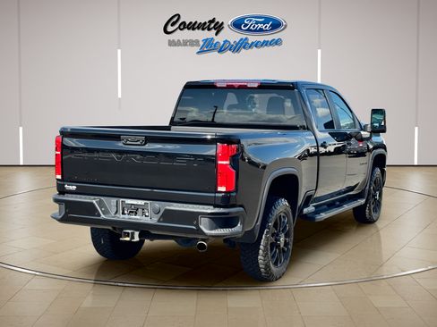Used 2025 Chevrolet Silverado 2500 LT w/ Trail Boss Package AWD/4WD image 26