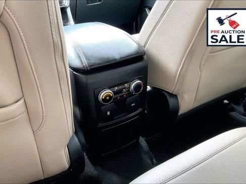 Used 2023 Ford Explorer Limited RWD image 35