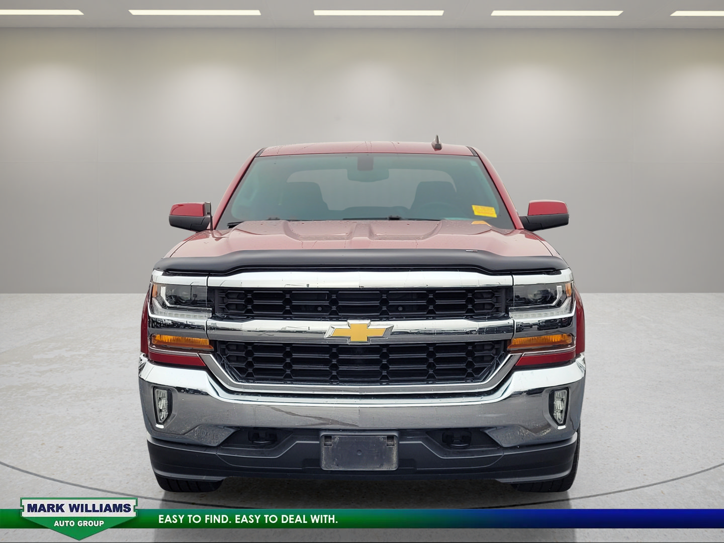 Used 2018 Chevrolet Silverado 1500 LT w/ LT Eassist Package AWD/4WD image 9