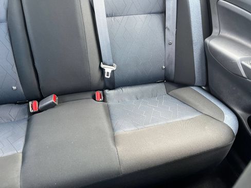 Used 2025 Nissan Versa SV FWD image 36