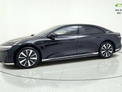 Used 2025 Lucid Air Pure RWD image 4
