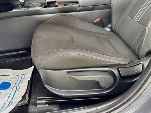 Used 2024 Hyundai Elantra SEL w/ Convenience Package FWD image 25