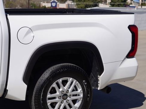 Certified 2025 Toyota Tundra SR5 w/ SR5 Convenience Package AWD/4WD image 12