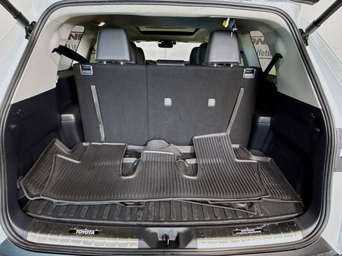 Certified 2025 Toyota Grand Highlander AWD Hybrid image 30