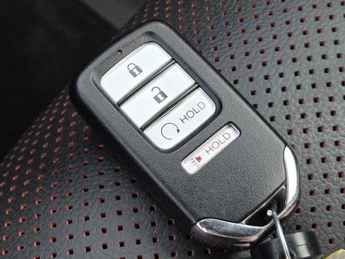 Used 2025 Honda Ridgeline Black Edition image 35