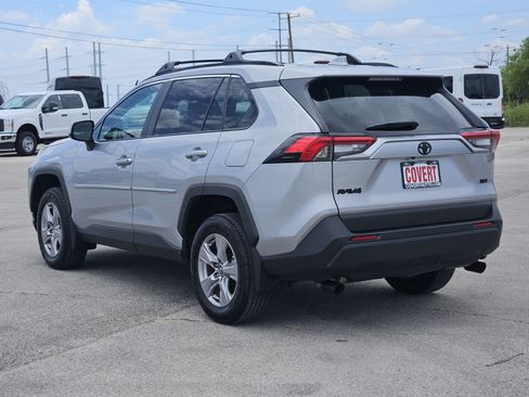 Used 2025 Toyota RAV4 XLE w/ Convenience Package FWD image 7