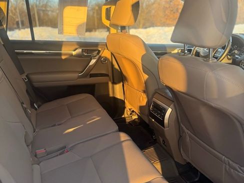 Certified 2023 Lexus GX 460 Premium w/ Premium Plus Package image 12