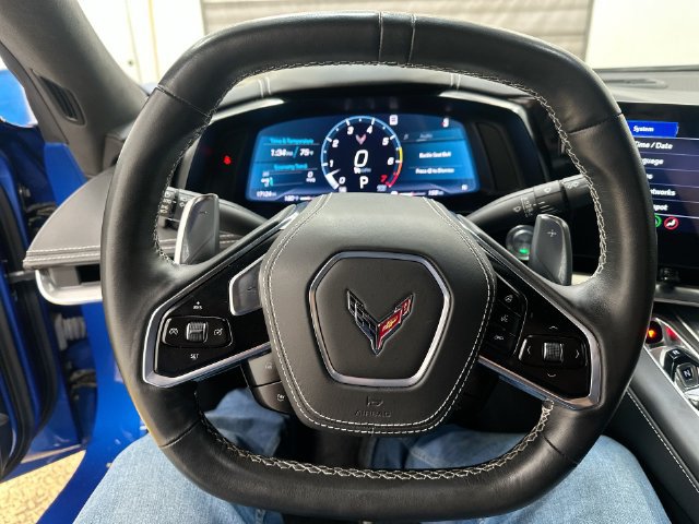 Used 2021 Chevrolet Corvette Stingray Premium Cpe w/ Battery Protection Package RWD image 13
