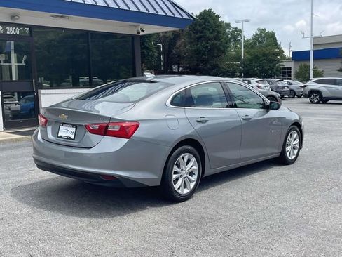 Used 2024 Chevrolet Malibu LT FWD image 6