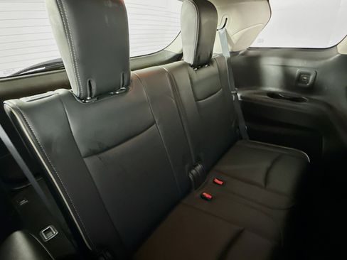 Used 2019 INFINITI QX60 Luxe image 35