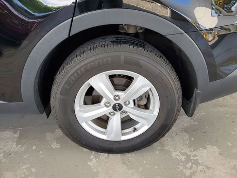 Used 2023 Kia Sorento LX FWD image 10