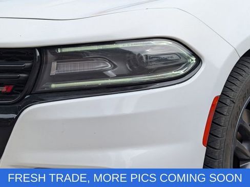 Used 2019 Dodge Charger SXT w/ Driver Confidence Group image 7