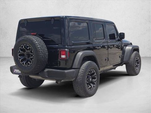 Used 2022 Jeep Wrangler Unlimited Sport w/ Sun And Sound Package AWD/4WD image 5