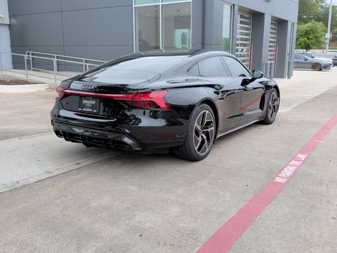 Used 2023 Audi RS e-tron GT w/ Carbon Performance Package AWD/4WD image 10
