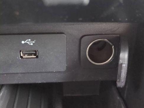 Used 2019 Ford Explorer FWD image 31