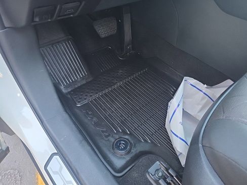 Certified 2023 Toyota RAV4 XLE w/ Convenience Package image 17