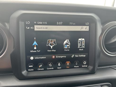 Used 2023 Jeep Wrangler Sport AWD/4WD image 27
