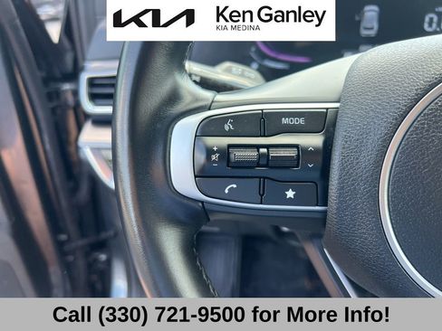 Used 2024 Kia Sportage EX FWD image 31
