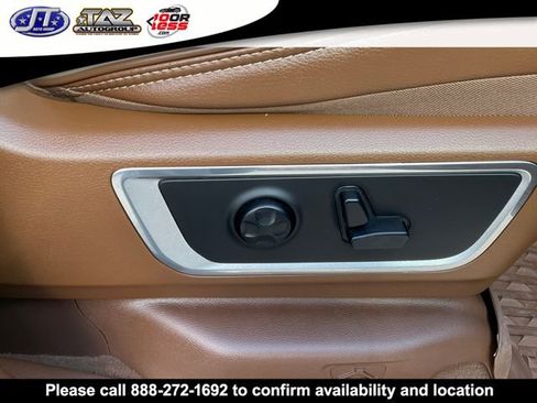 Used 2019 RAM 1500 Laramie AWD/4WD image 16