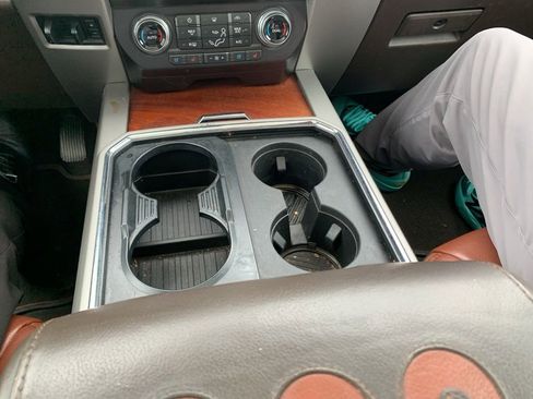 Used 2019 Ford F350 King Ranch w/ King Ranch Ultimate Package AWD/4WD image 54