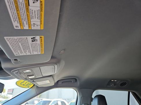 Used 2023 Ford Explorer XLT w/ Equipment Group 202A image 32