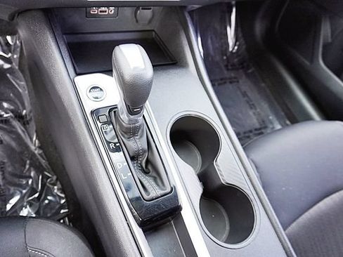 Used 2025 Nissan Altima 2.5 SV FWD image 29