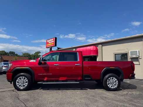 Used 2022 GMC Sierra 2500 Denali w/ Denali Ultimate Package AWD/4WD image 6