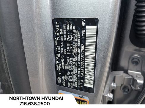 Used 2025 Genesis GV80 2.5T Standard AWD/4WD image 47