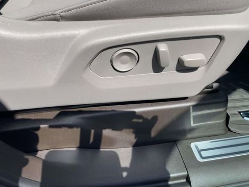 Used 2024 Chevrolet Silverado 1500 LTZ w/ Technology Package image 29